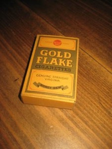 Sigaretteske uten innhold, GOLD FLAKE, fra Norsk Engels Tobakksfabrik, 40 tallet