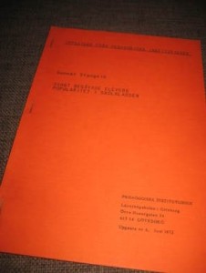 STANGVIK, GUNNAR: SVAGT BEGÅVADE ELEVERS POPULARITET I SKOLEKLASSEN. 1972