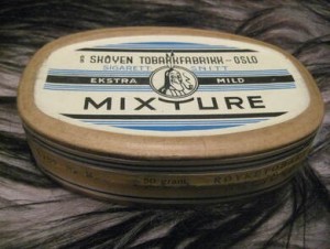 EXTRA MILD MIXTURE, fra Skøyen Tobaksfabrikk, 50-60 tallet
