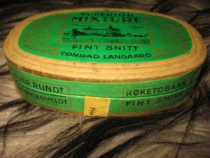 SUPERIOR MIXTURE, fra Conrad Langaards Tobakksfabrik, 50 tallet