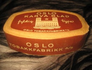OSLO KARVA BLAD, fra Oslo Tobaksfabrik, 50 tallet