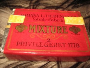 MIXTURE, fra Johan Tiedemans Tobaksfabrik, 50 tallet