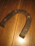 Gammelt heljern ca 4 7 cm mellom sidene Dette er nr 3