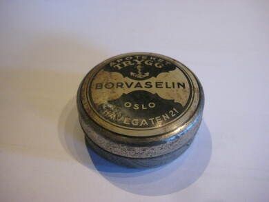 BORVASELIN fra APOTEKET TRYGG OSLO 30 tallet