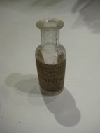 KAMFERDRAAPER fra JERNBANETORVETS APOTEK OSLO tidleg 1900 dette er flaske nr 15