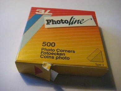 Eske med noe innhold PHOTO line 80 tallet