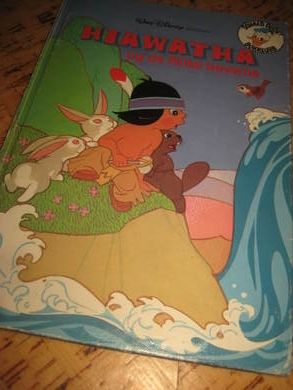 HIAWATHA OG DE FLINKE BEVERNE 1983