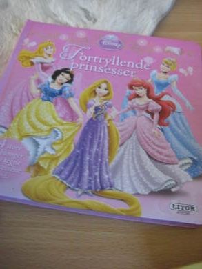 Fortryllende prinsesser. LITOR 470386. 2012.