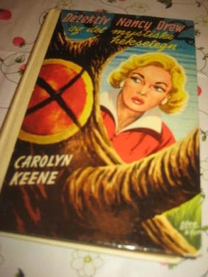 Keene: DETEKTIV Nancy Drew og det mystiske heksetegn Bok nr 33 1961
