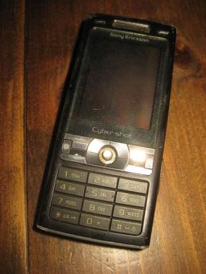 sony ericsson cyber shot mobiltelefon fra en del år tilbake i tid Dette er mobil nr 5