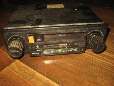 PHILLIPS radio og kassett spiller for bil noe for deg?