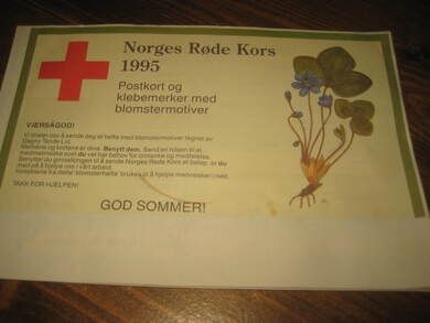 1995 Postkort og klebemerker med blomstermotiv Ubrukt strøkent