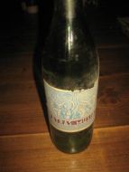 Flaske uten innhold, PATRAS MUSCAT, hjemført på fat og tappet av VINMONOPOLET, 40 tallet