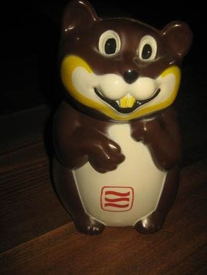 Sparebørse fra SUNNMØRSBANKEN på 80 tallet Hjalmar Banken er for lengst avvikla