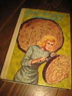 KEENE CAROLYN: Detektiv Nancy Drew OG APEMYSTERIET Bok nr 44