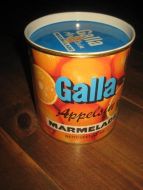 Boks uten innhold Galla Appelsinmarmelade fra Norges aKooperative aLandsforening 70 tallet Ca 12 cm i diameter 14 cm høg