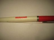 Motorcraft penn i god stand. Rød- kvit, 80 tallet.