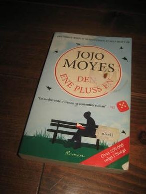 MOYES, JOJO: DEN ENE PLUSS EN: 2015.