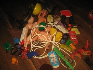 Lot med diverse leikedeler. Dett er nr 6.
