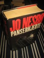 NESBØ, JO: PANSERHJERTE. 2009