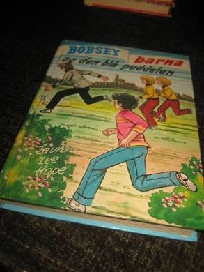 Hope: BOBSEY BARNA og den blå puddelen Bok nr 72