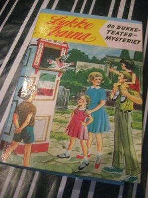 West: Lykke barna og dukketeater mysteriet Bok nr 29