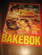 Hjemmets store Bakebok. 32 sider.