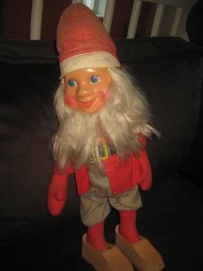 Gammel nissemann ca 52 cm høg 50-60 tallet Dette er nr 2