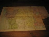 KART OVER EMIN PASCHA EXPEDITIONENS RUTE GENNEM AFRIKA 1800 tallet Ca 66*40 cm stort en flik ar dessverre borte likevel pen i glass og ramme