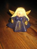 Noe for deg? Dette er nr 28 Mobilia Design Norge 8 cm høg