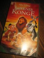 LØVENES KONGE.