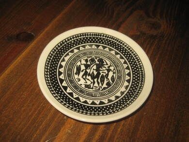 Lot med 2 hekla brikker