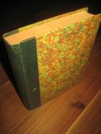 HILLEREN, PER: VEGEN OG PORTEN. 1945