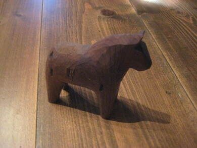 Utskoren hest ca 10 cm lang