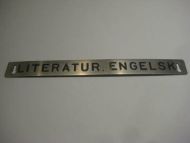 Pent skilt fra 50 tallet, brukt i bibliotek, noe for deg? LITTERATUR, ENGELSK.