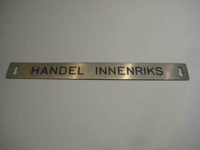 Pent skilt fra 50 tallet, brukt i bibliotek, noe for deg? HANDEL, INNENRIKS.