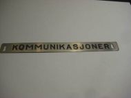 Pent skilt fra 50 tallet, brukt i bibliotek, noe for deg? KOMMUNIKASJONER.