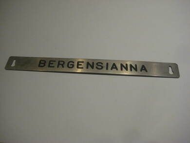 Pent skilt fra 50 tallet, brukt i bibliotek, noe for deg? BERGENSIANNA.