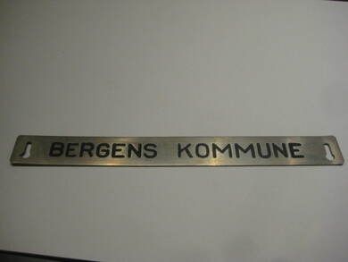 Pent skilt fra 50 tallet brukt i bibliotek noe for deg? BERGENS KOMMUNE