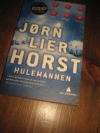 HORST, JØRN LIER: HULEMANNEN. 2015