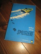 OMRE, ARTUR. SMUGLERNE.