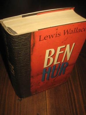 Wallace: BEN HUR. 1998