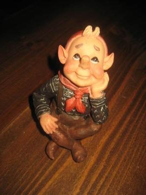Troll figur ca 12 cm høg