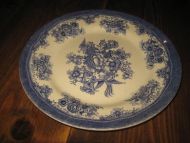Egersund flat tallerken, 60 tallet. Ca 22 cm i diameter.