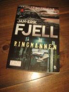 FJELL, JAN ERIK: RINGMANNEN. 2022