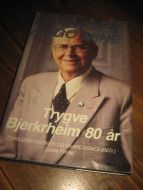 Grønvik- Osnes: EG LYFTER AUGO MINE. Trygve Bjerkrheim 80 år. 1984