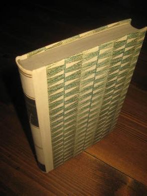 SØRBØ, ANNA. UTEN SVIK. 1961