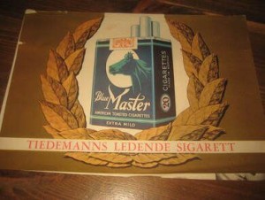 BLUE MASTER REKLAME FA UKEBLAD, PEN I GLASS OG RAMME. Baksida i Det Nye 1960.