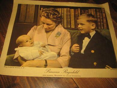 Bilde klar for innramming: Prinsesse Ragnhild med barna Haakon og lille Ingeborg 25*20 cm stort