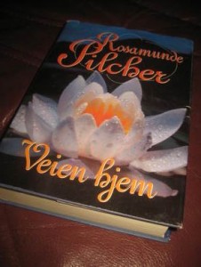 PILCHER: VEIEN HJEM. 2000.